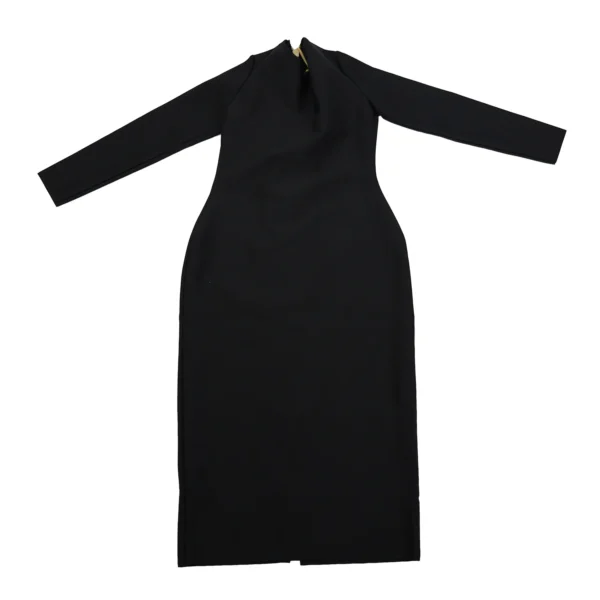 VESTIDO NEGRO CON CIERRE DORADO